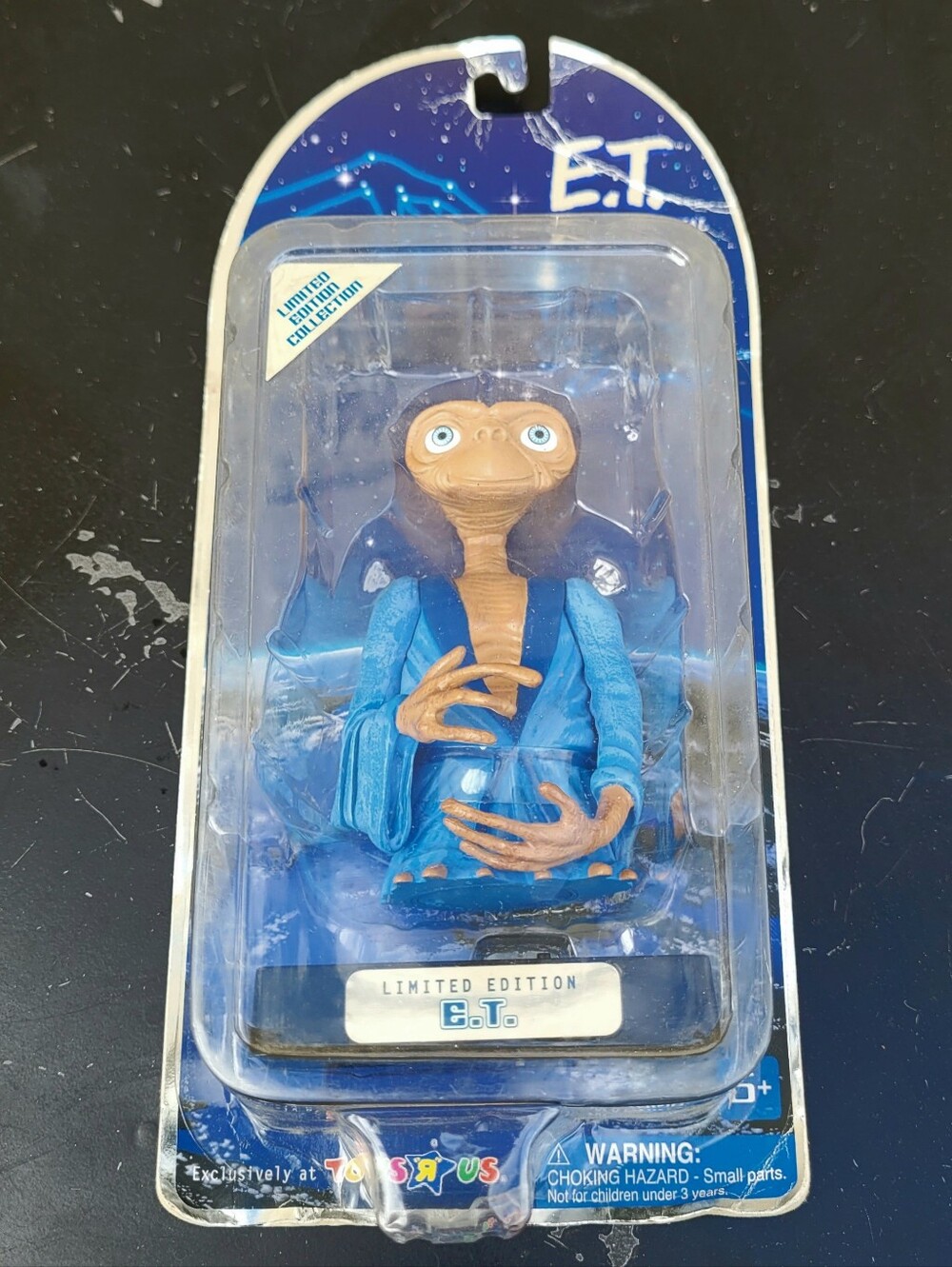 Vintage 2001 E.T. Limited Edition Collectible Action Figure New Sealed Package